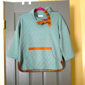 Cute pullover by THML